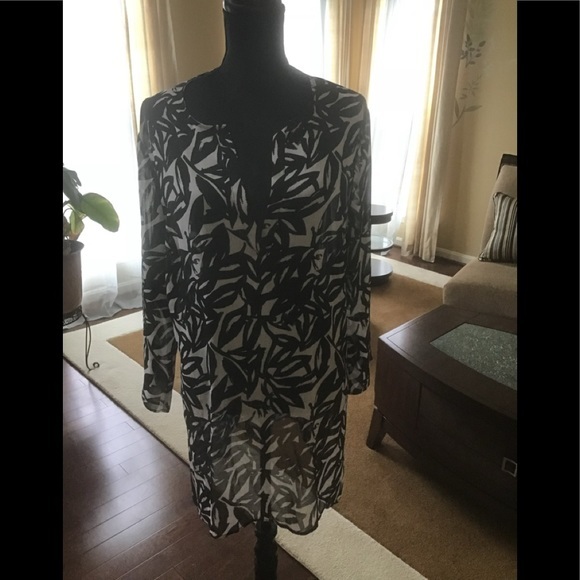 New York & Company Tops - Black & White Mesh Tunic Top